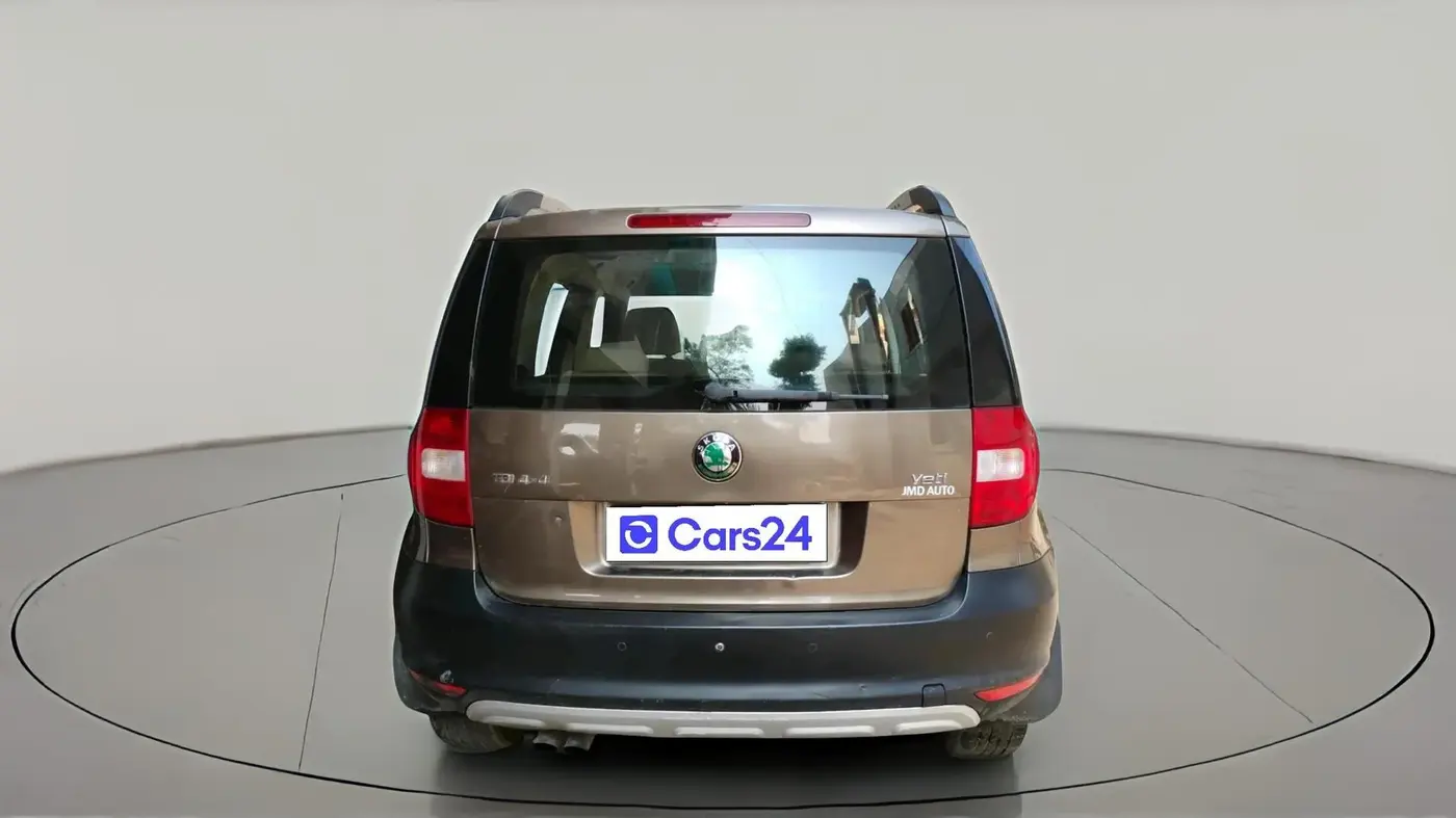 2011 Skoda Yeti ELEGANCE 2.0 TDI CR 4X4, Diesel, Manual, 1,75,111 km, exterior