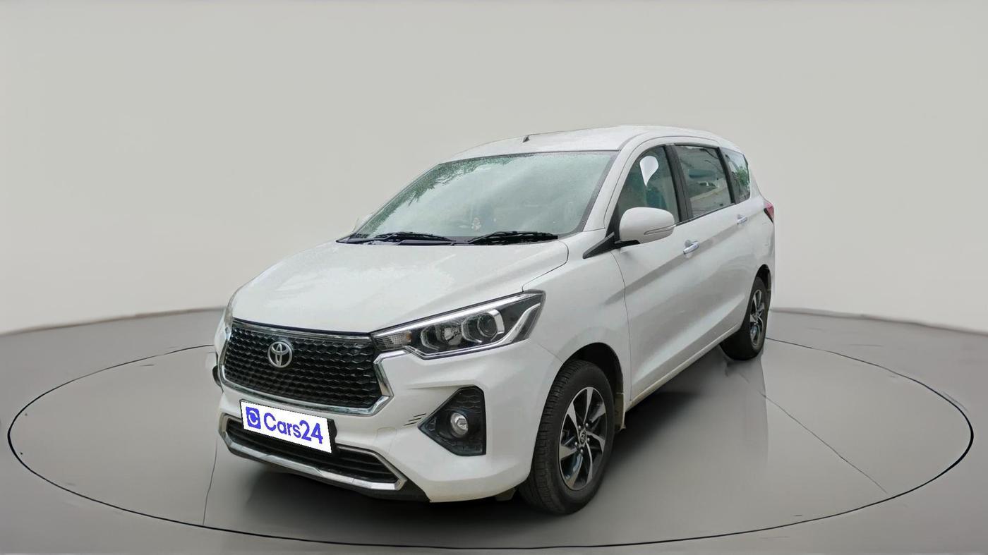 2024 Toyota RUMION V AT , Petrol, Automatic, 27,924 km, exterior