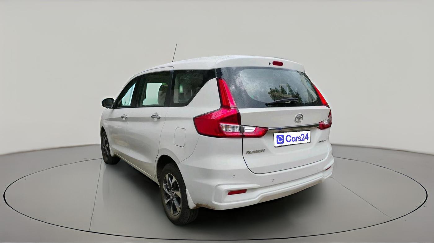 2024 Toyota RUMION V AT , Petrol, Automatic, 27,924 km, exterior
