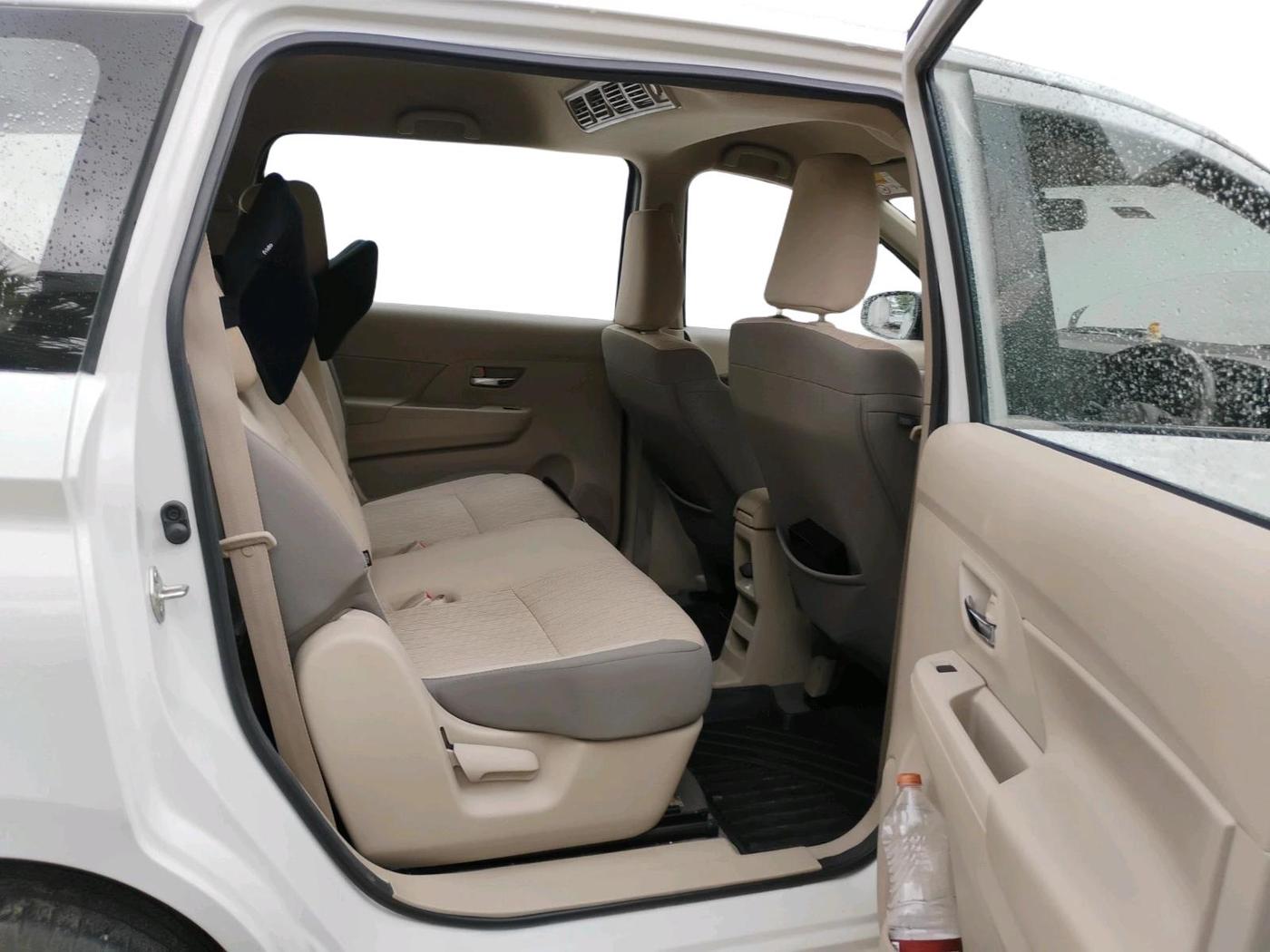 2024 Toyota RUMION V AT , Petrol, Automatic, 27,924 km, interior