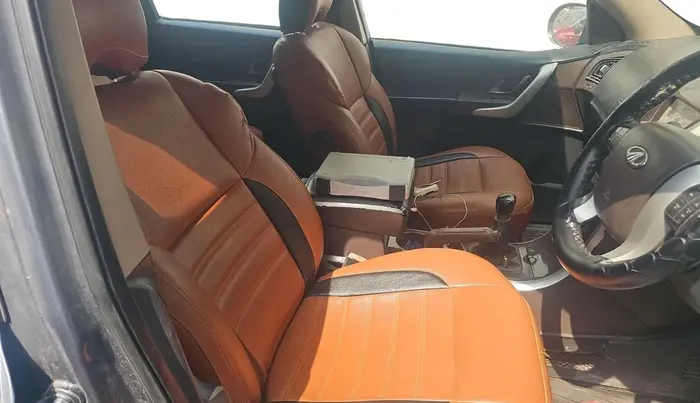 2011 Mahindra XUV500 W8, Diesel, Manual, 1,32,520 km, interior