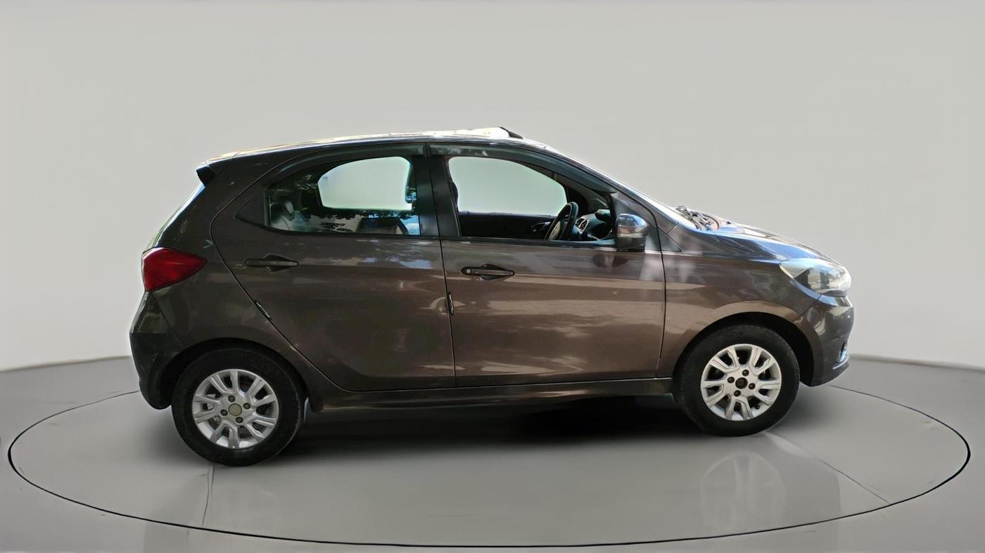 2018 Tata Tiago XZ PETROL, Petrol, Manual, 70,541 km, exterior