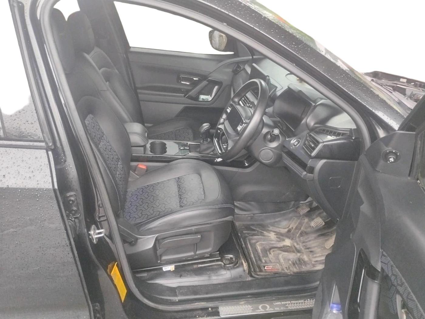 2024 Tata Harrier ADVENTURE PLUS DARK EDITION, Diesel, Manual, 71,500 km, interior