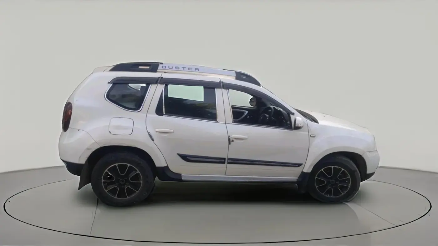 2016 Renault Duster 85 PS RXZ DIESEL, Diesel, Manual, 1,03,546 km, exterior