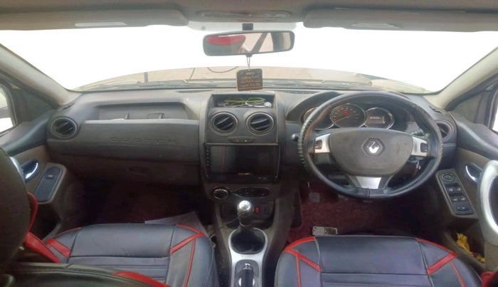2016 Renault Duster 85 PS RXZ DIESEL, Diesel, Manual, 1,03,546 km, interior