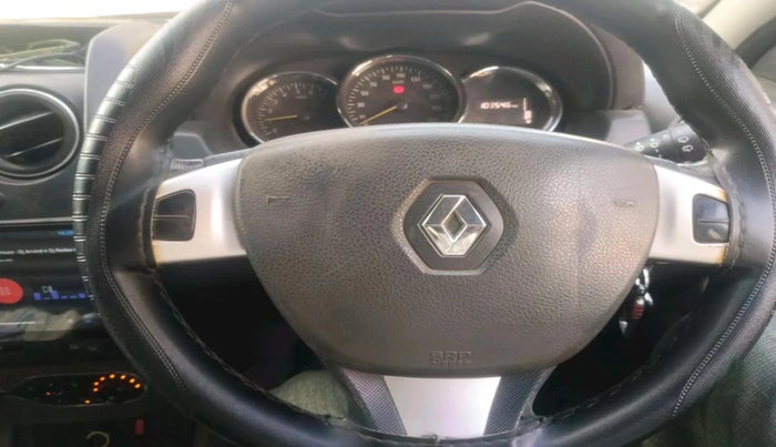 2016 Renault Duster 85 PS RXZ DIESEL, Diesel, Manual, 1,03,546 km, interior