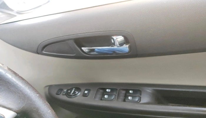 2011 Hyundai i20 ASTA 1.2, Petrol, Manual, 54,146 km, interior