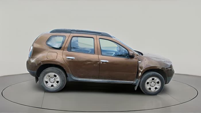 2013 Renault Duster RXL PETROL, Petrol, Manual, 1,18,520 km, exterior