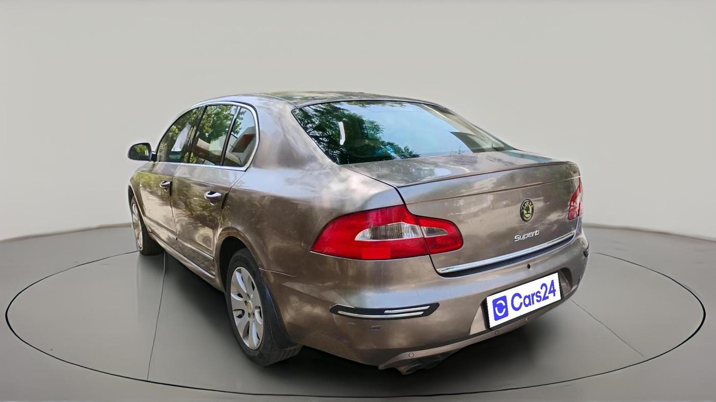 2011 Skoda Superb ELEGANCE 1.8 TSI MT, Petrol, Manual, 73,661 km, exterior