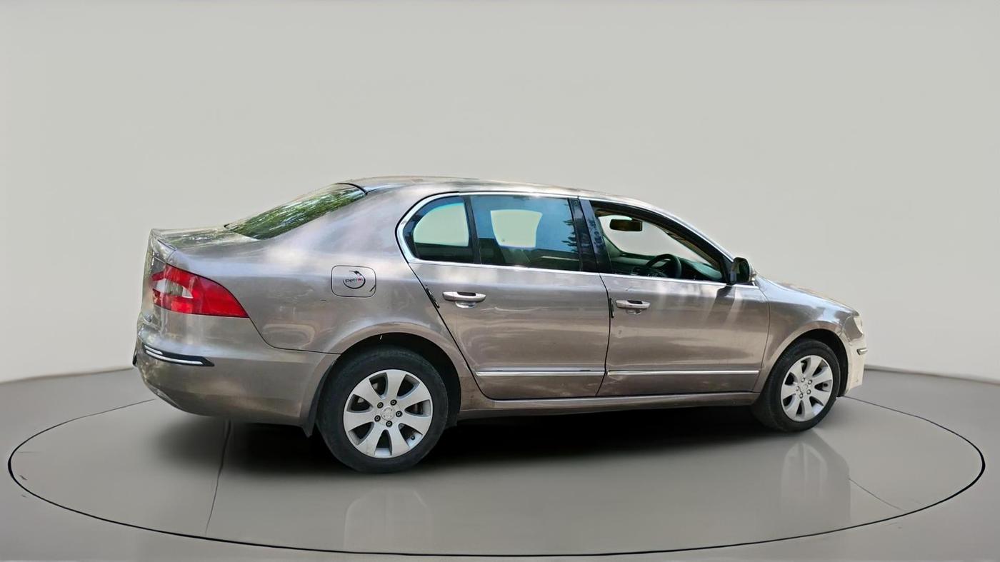 2011 Skoda Superb ELEGANCE 1.8 TSI MT, Petrol, Manual, 73,661 km, exterior