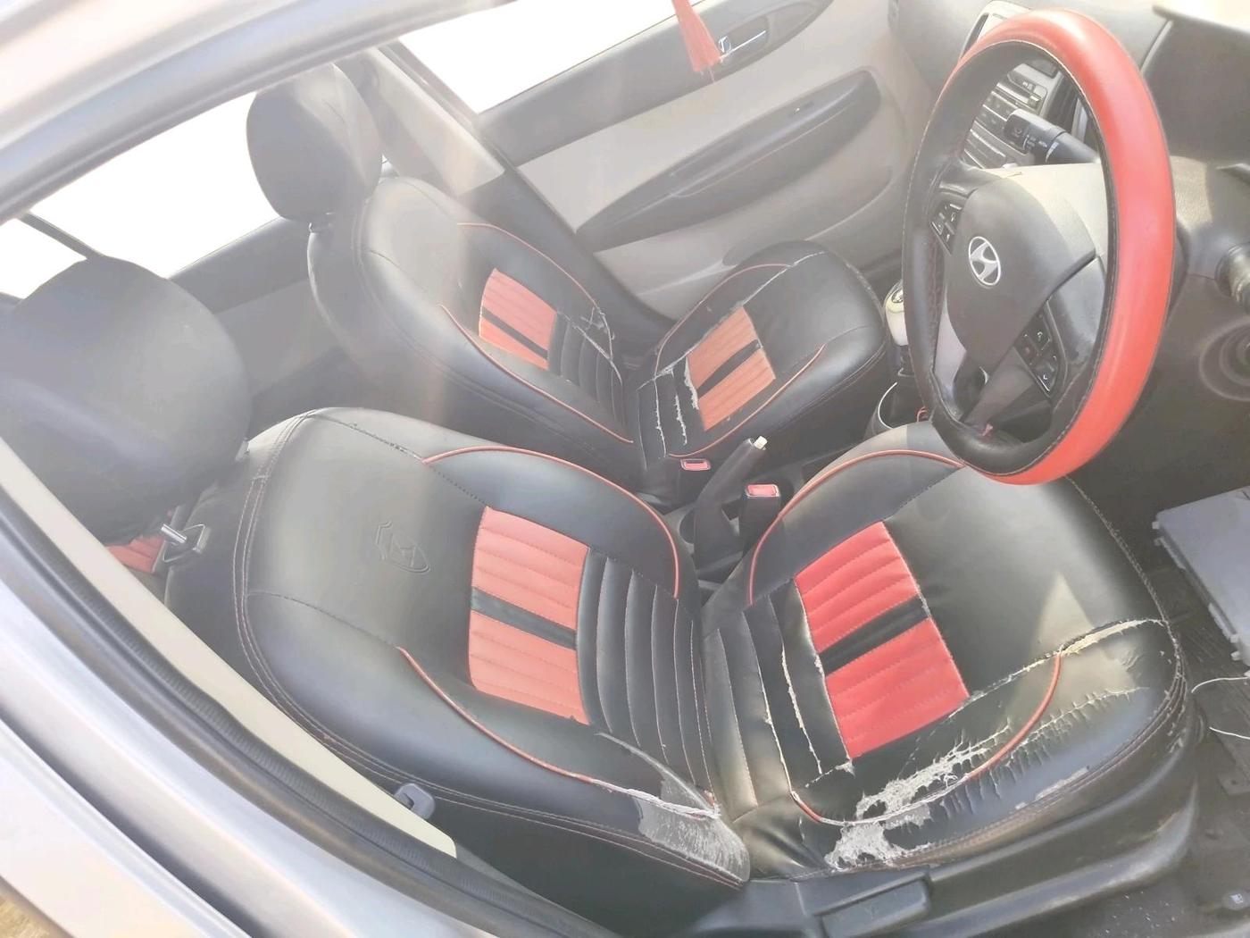 2012 Hyundai i20 SPORTZ 1.4 CRDI, Diesel, Manual, 1,93,541 km, interior