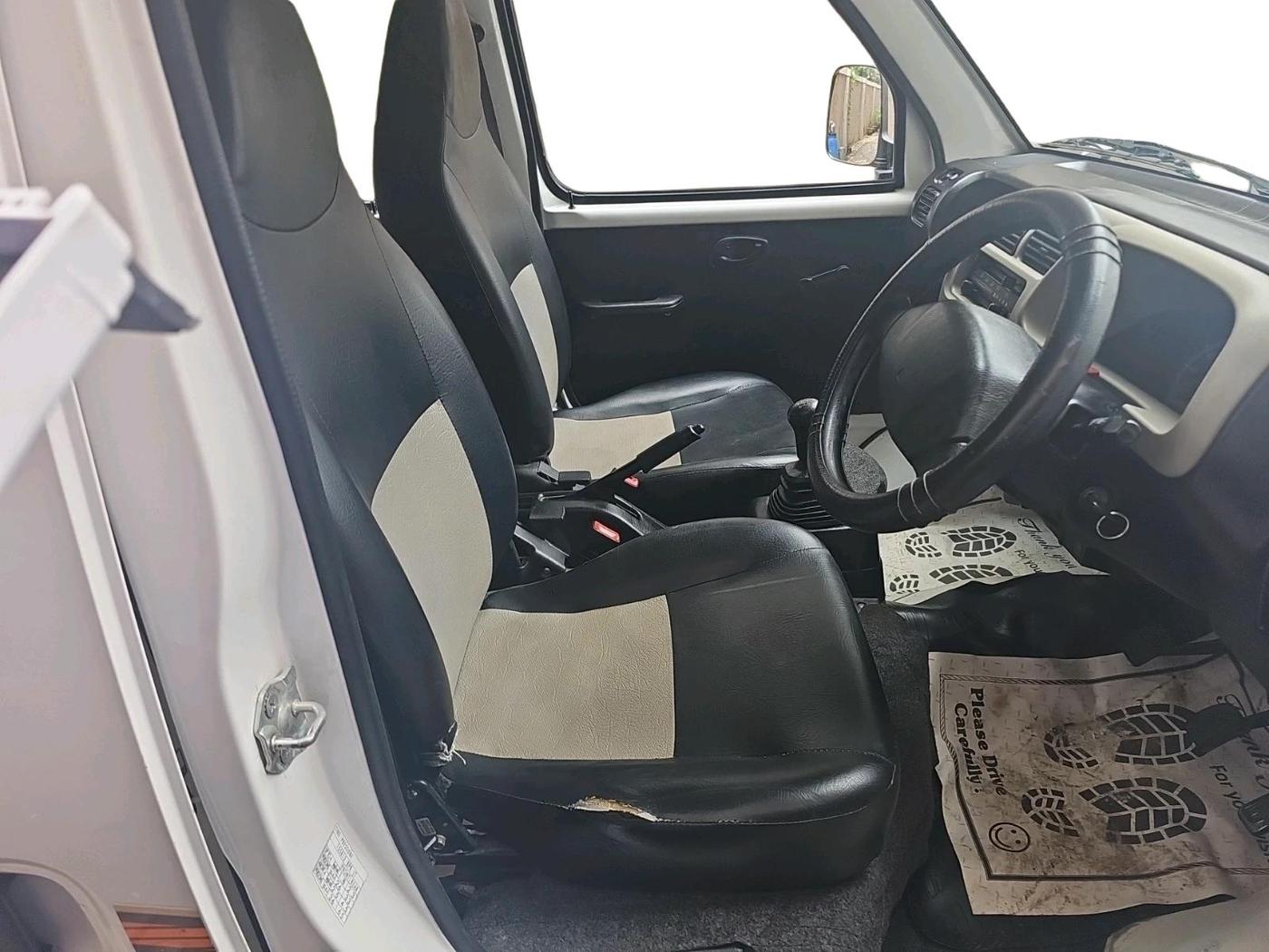 2018 Maruti Eeco 5 STR WITH A/C+HTR, Petrol, Manual, 23,575 km, interior