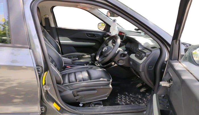 2025 Tata PUNCH Adventure Plus (S) iCNG, CNG, Manual, 5,831 km, interior