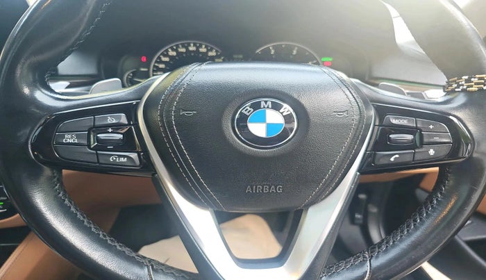 2019 BMW 5 Series 520D LUXURY LINE, Diesel, Automatic, 80,898 km, interior