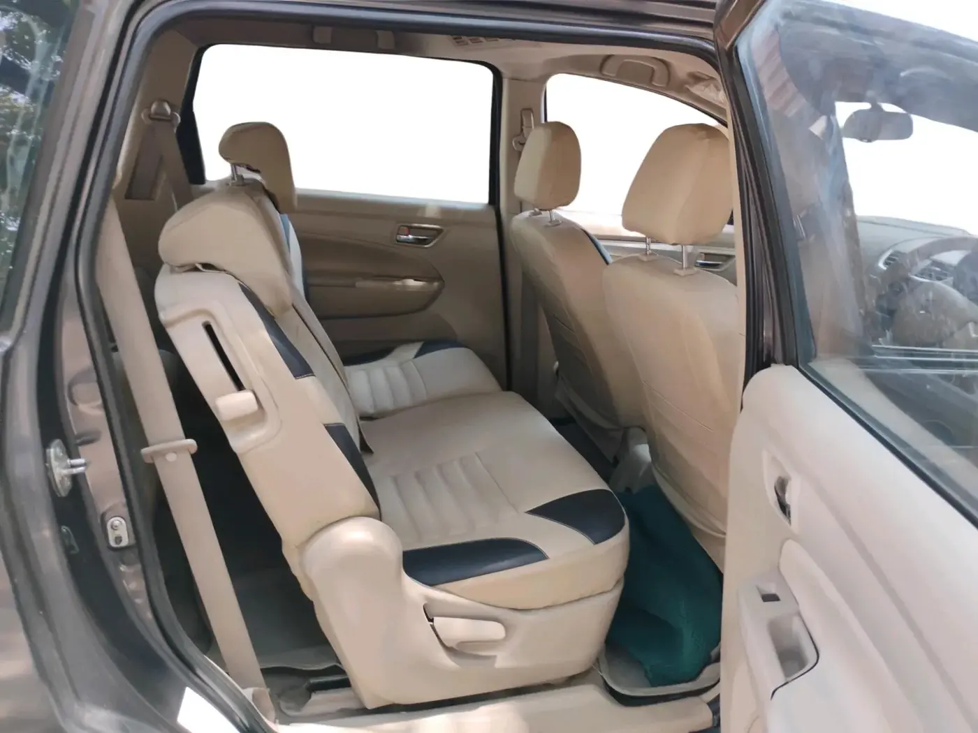 2015 Maruti Ertiga VDI SHVS, Diesel, Manual, 1,44,582 km, interior
