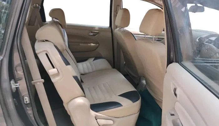 2015 Maruti Ertiga VDI SHVS, Diesel, Manual, 1,44,582 km, interior