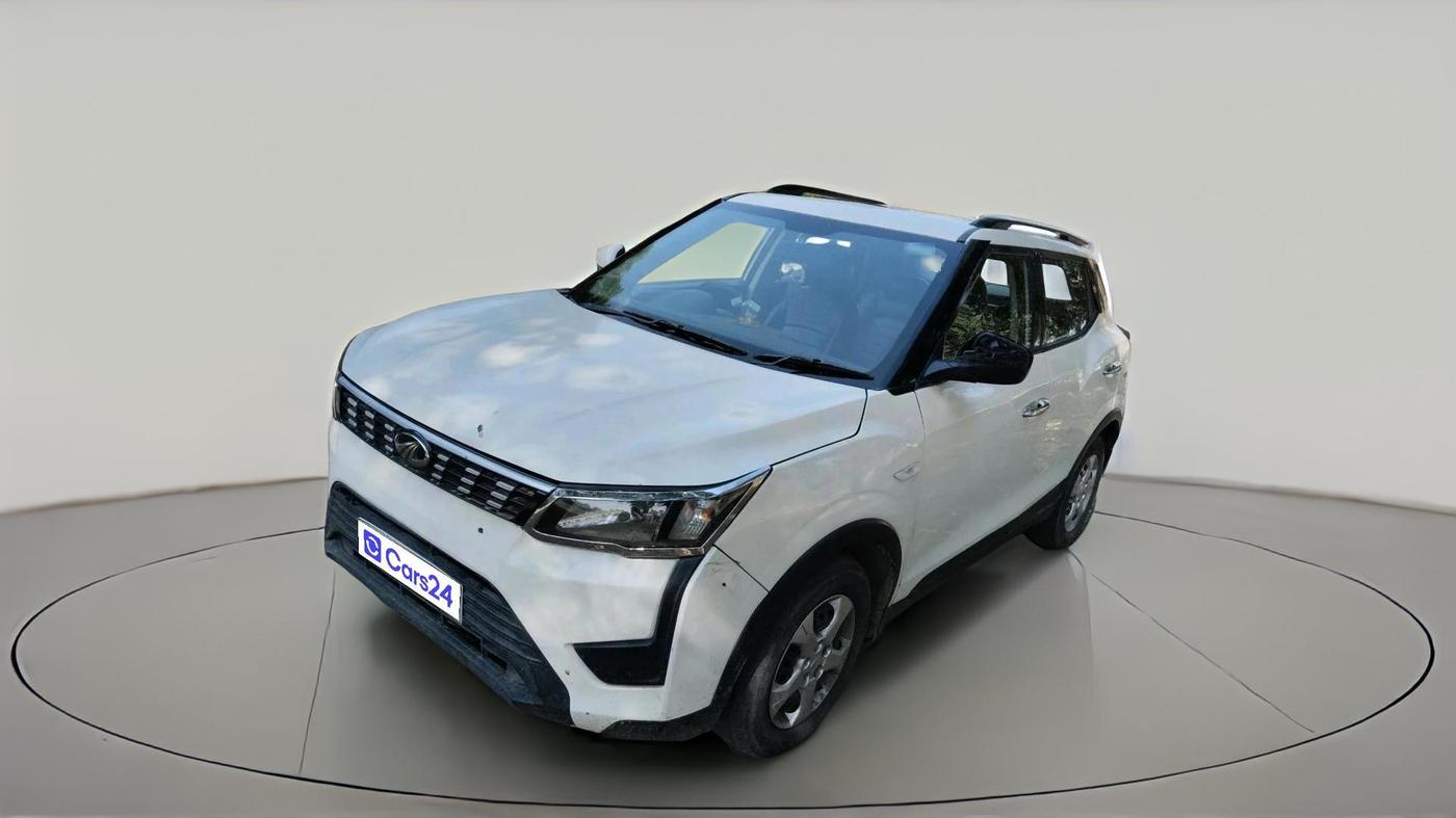 2022 Mahindra XUV300 W6 1.5 Diesel, Diesel, Manual, 65,571 km, exterior