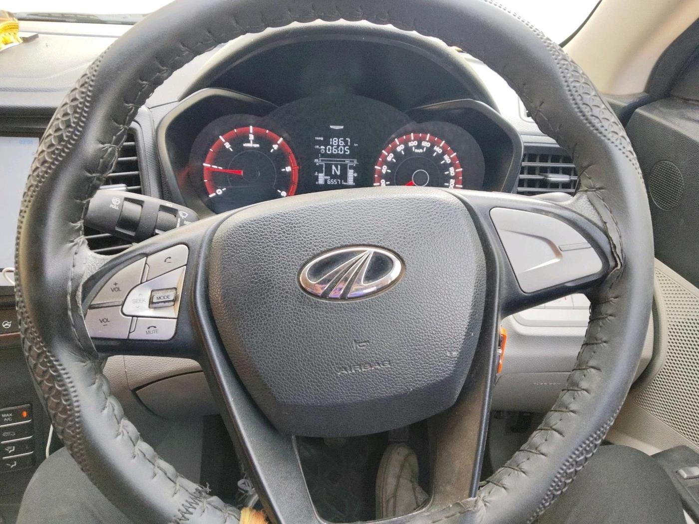 2022 Mahindra XUV300 W6 1.5 Diesel, Diesel, Manual, 65,571 km, interior