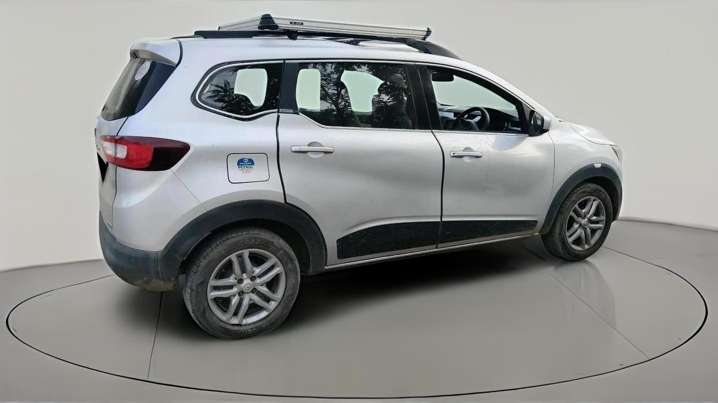 2019 Renault TRIBER RXZ, Petrol, Manual, 61,061 km, exterior