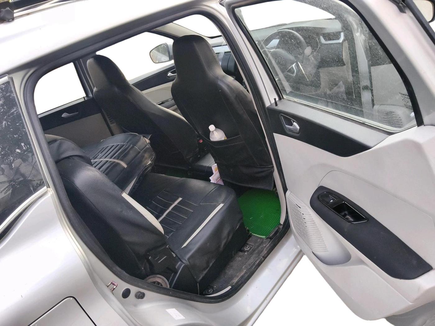 2019 Renault TRIBER RXZ, Petrol, Manual, 61,061 km, interior