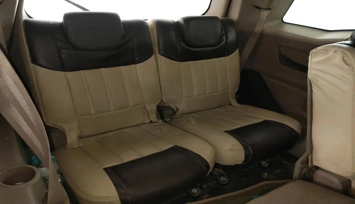 2012 Mahindra XUV500 W8, Diesel, Manual, 1,72,111 km, interior