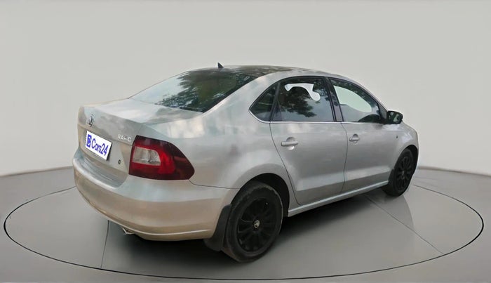 2014 Skoda Rapid 1.5 TDI CR ELEGANCE, Diesel, Manual, 1,05,457 km, exterior