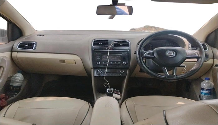 2014 Skoda Rapid 1.5 TDI CR ELEGANCE, Diesel, Manual, 1,05,457 km, interior