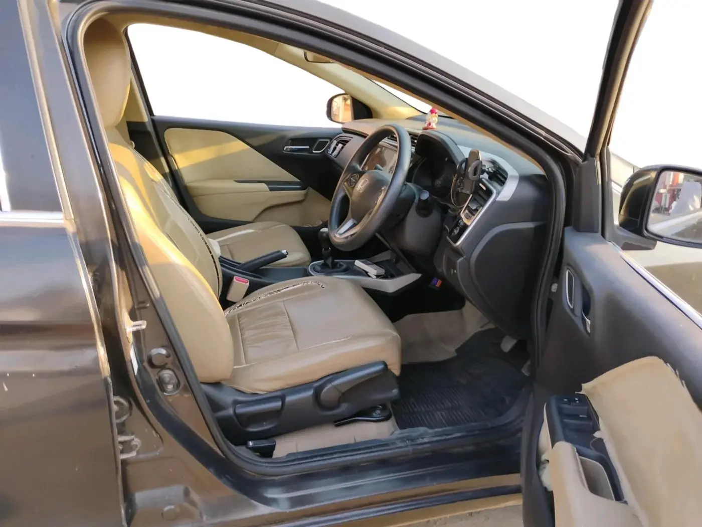 2018 Honda City 1.5L I-VTEC V MT, Petrol, Manual, 47,925 km, interior
