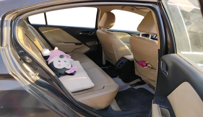 2018 Honda City 1.5L I-VTEC V MT, Petrol, Manual, 47,925 km, interior