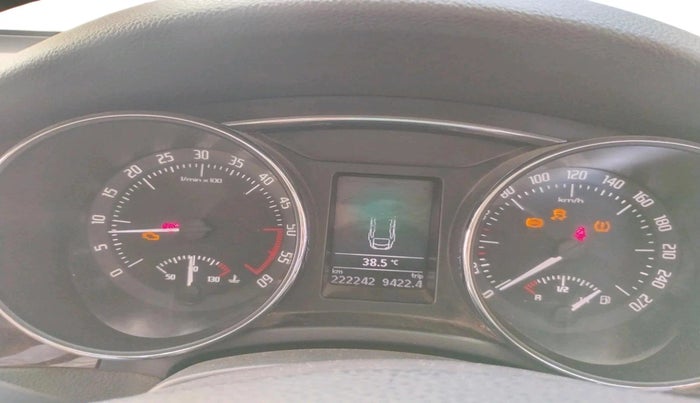 2014 Skoda Superb ELEGANCE 2.0 TDI CR AT, Diesel, Automatic, 2,22,242 km, interior