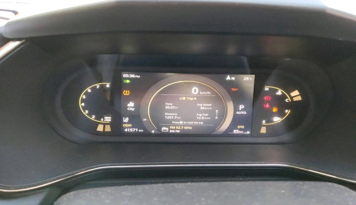 2023 Tata Safari XZA PLUS O ADVENTURE 7STR, Diesel, Automatic, 41,571 km, interior