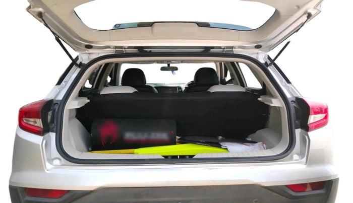 2023 Mahindra XUV300 W4 1.2 PETROL, Petrol, Manual, 54,962 km, exterior