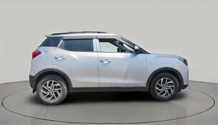 2023 Mahindra XUV300 W4 1.2 PETROL, Petrol, Manual, 54,962 km, exterior