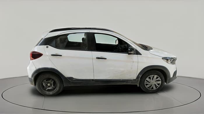 2023 Tata Tiago XE CNG, CNG, Manual, 56,813 km, exterior