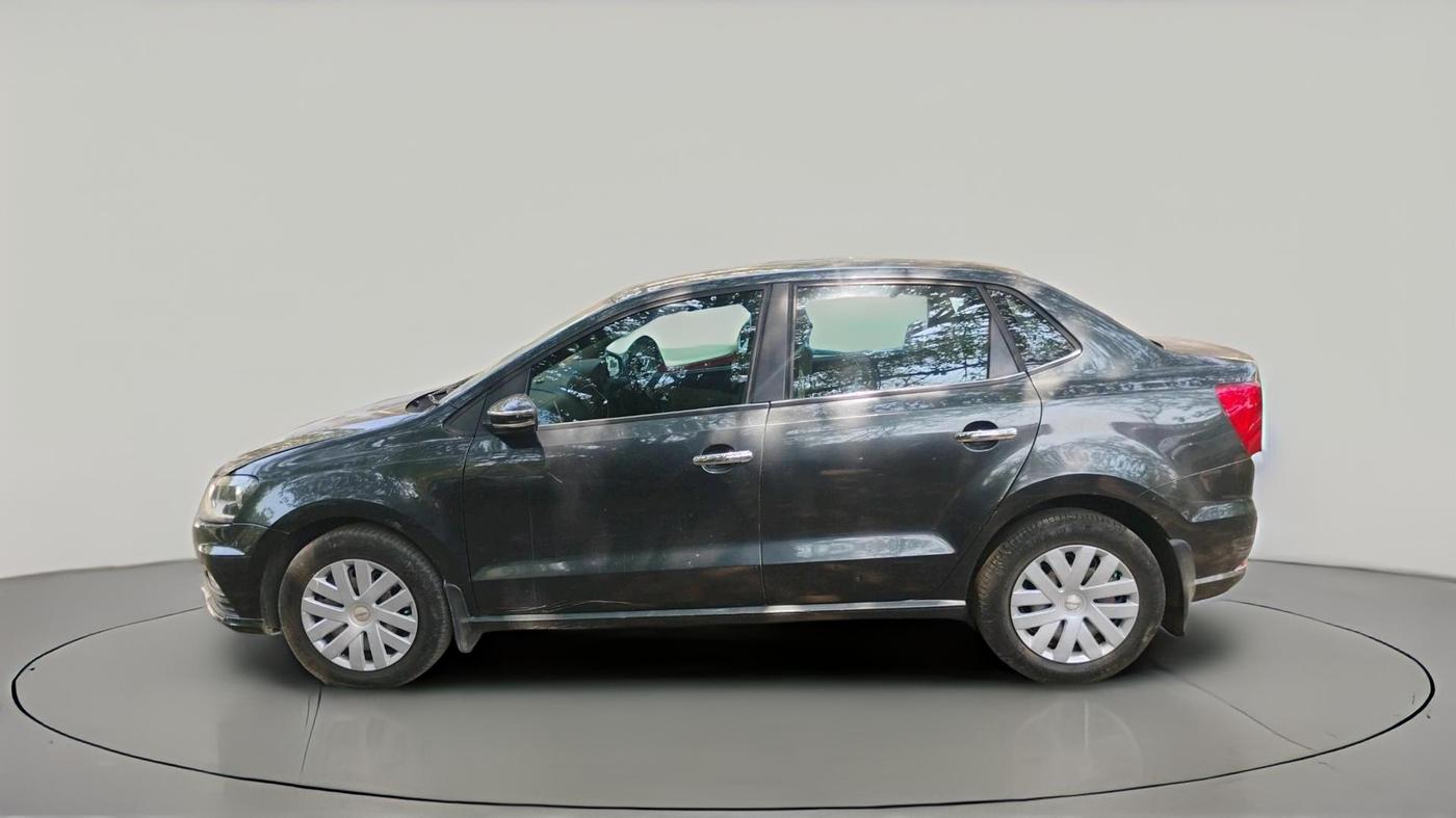 2017 Volkswagen Ameo COMFORTLINE 1.5 AT, Diesel, Automatic, 1,03,364 km, exterior