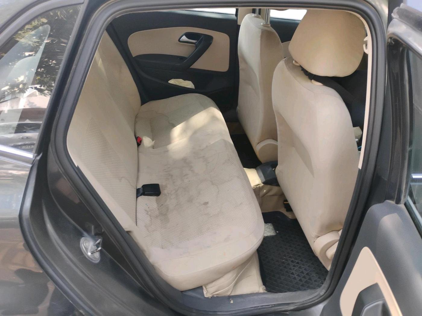 2017 Volkswagen Ameo COMFORTLINE 1.5 AT, Diesel, Automatic, 1,03,364 km, interior