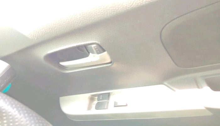 2011 Maruti Wagon R 1.0 LXI, Petrol, Manual, 1,18,302 km, interior