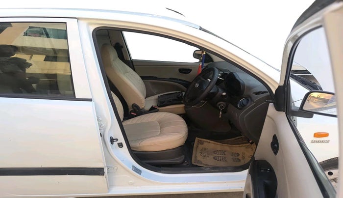 2012 Hyundai i10 ERA 1.1, Petrol, Manual, 72,255 km, interior