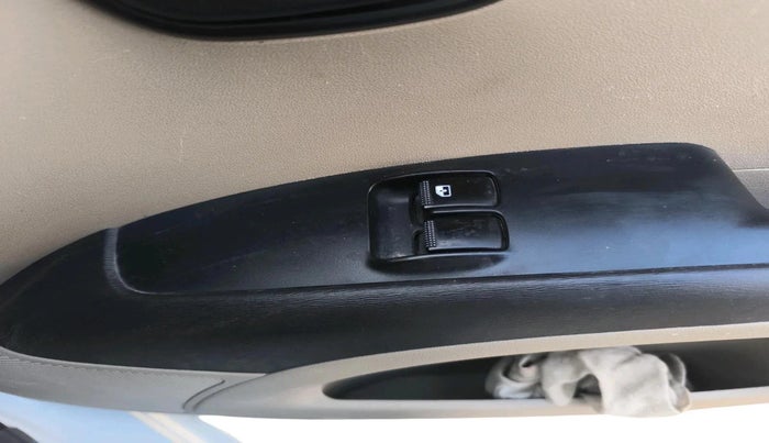 2012 Hyundai i10 ERA 1.1, Petrol, Manual, 72,255 km, interior