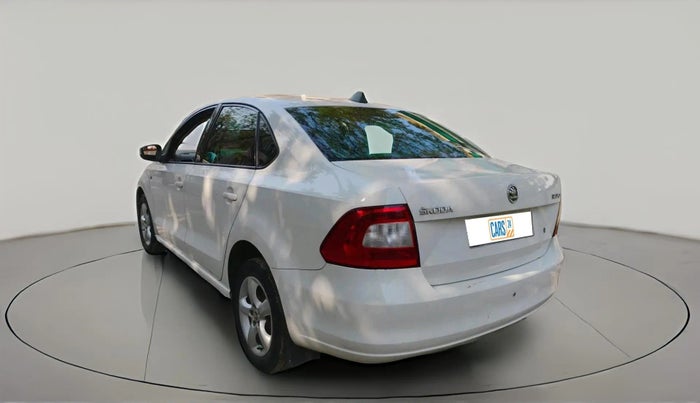 2015 Skoda Rapid AMBITION 1.5 TDI AT, Diesel, Automatic, 1,14,117 km, exterior