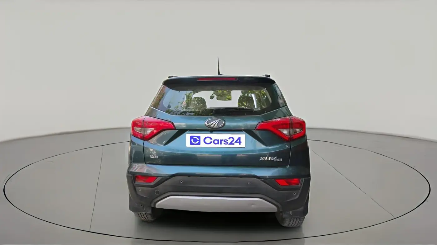 2021 Mahindra XUV300 W8 (O) 1.2 PETROL, Petrol, Manual, 97,910 km, exterior