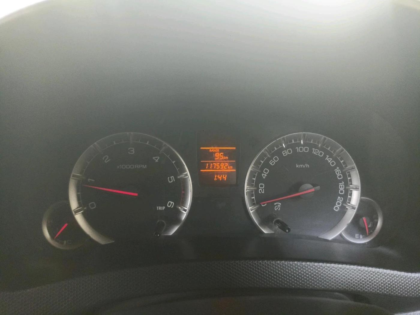 2017 Maruti Swift VDI, Diesel, Manual, 1,17,592 km, interior