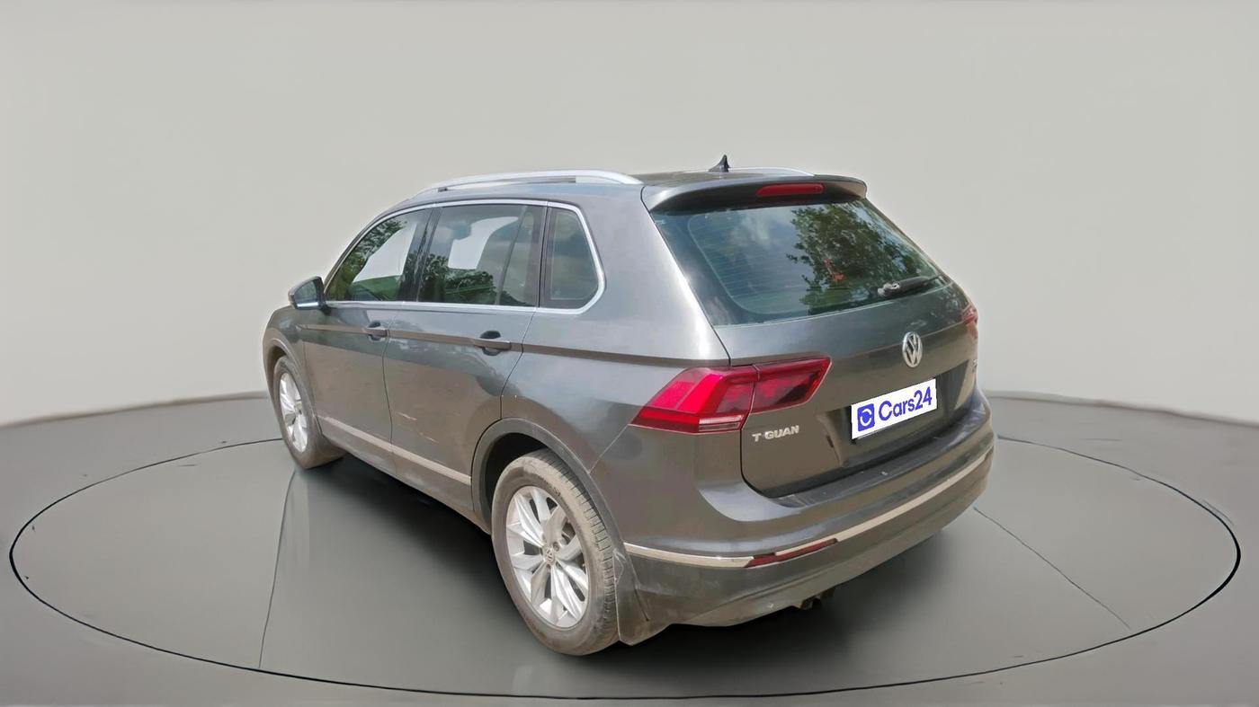 2017 Volkswagen TIGUAN HIGHLINE TDI AT, Diesel, Automatic, 1,00,970 km, exterior