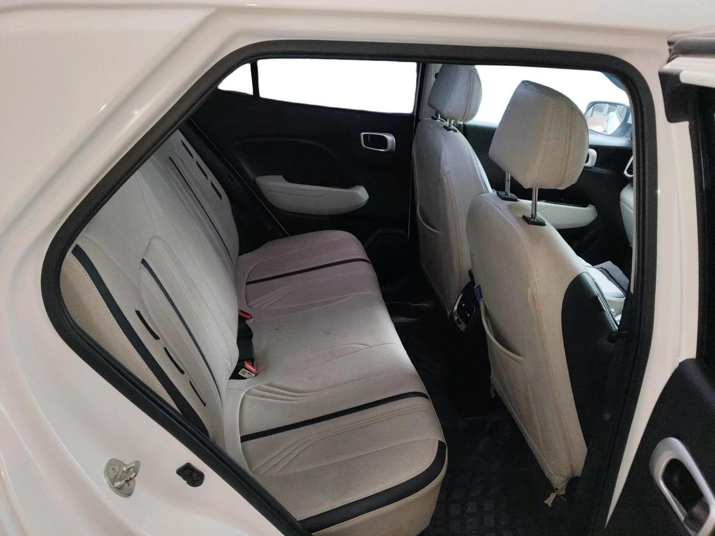 2023 Hyundai VENUE SX (O) 1.0 TURBO DCT, Petrol, Automatic, 23,932 km, interior