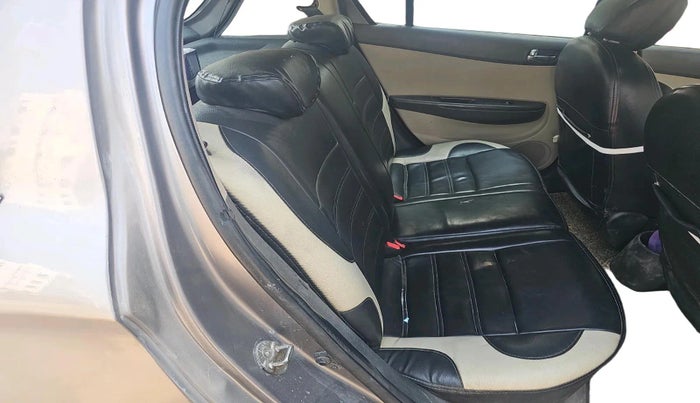 2013 Hyundai i20 ASTA 1.4 CRDI, Diesel, Manual, 1,37,560 km, interior