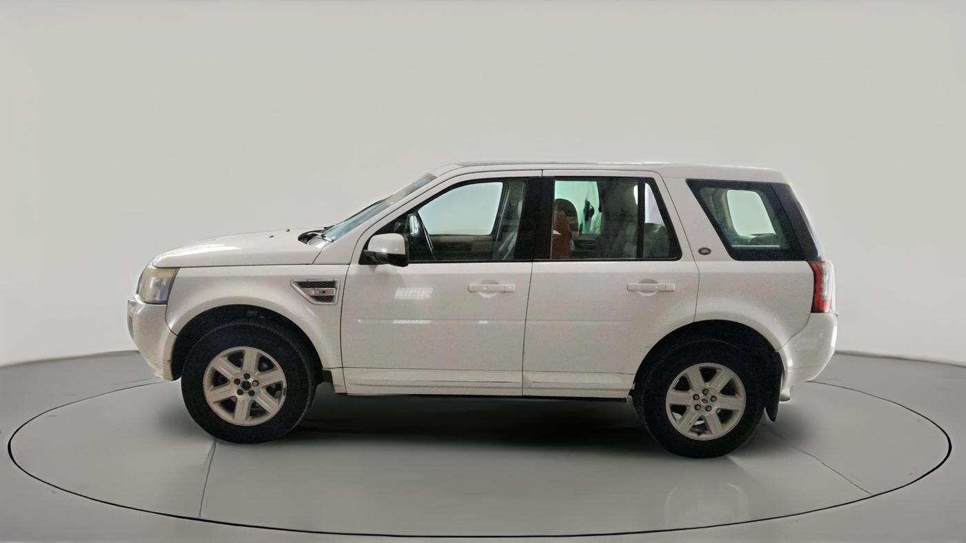 2012 Landrover Freelander 2 TD4 SE, Diesel, Automatic, 3,24,254 km, exterior