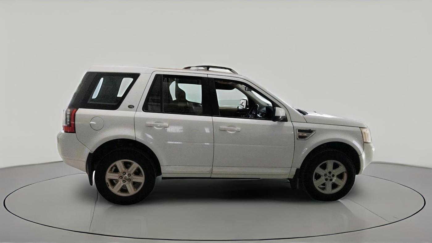 2012 Landrover Freelander 2 TD4 SE, Diesel, Automatic, 3,24,254 km, exterior