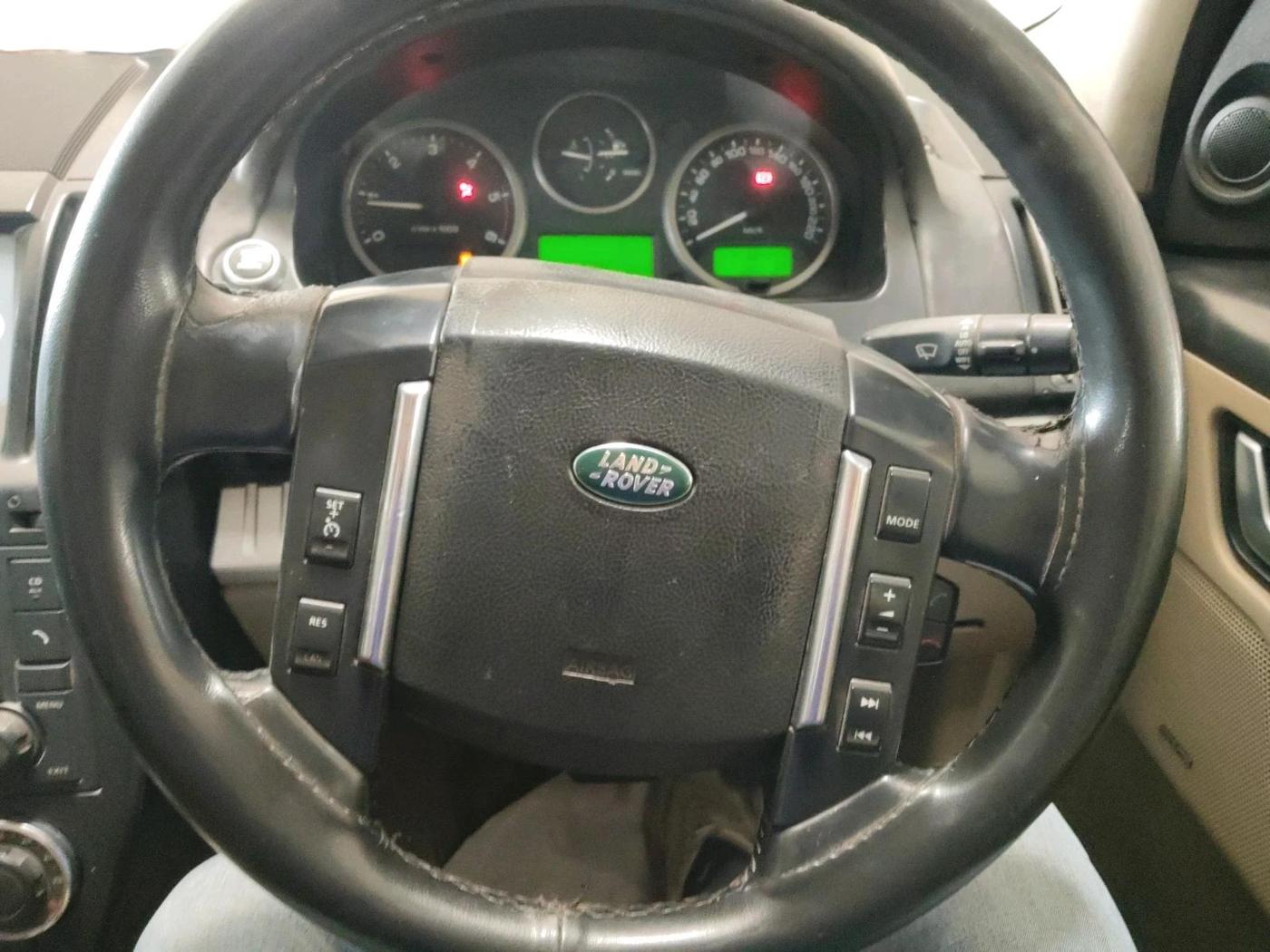 2012 Landrover Freelander 2 TD4 SE, Diesel, Automatic, 3,24,254 km, interior