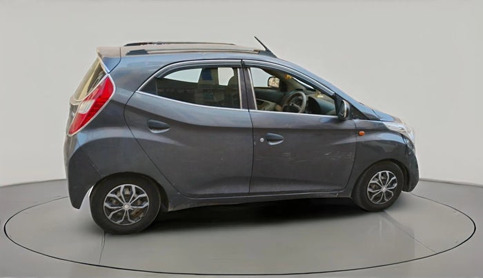 2017 Hyundai Eon ERA +, CNG, Manual, 1,06,611 km, exterior