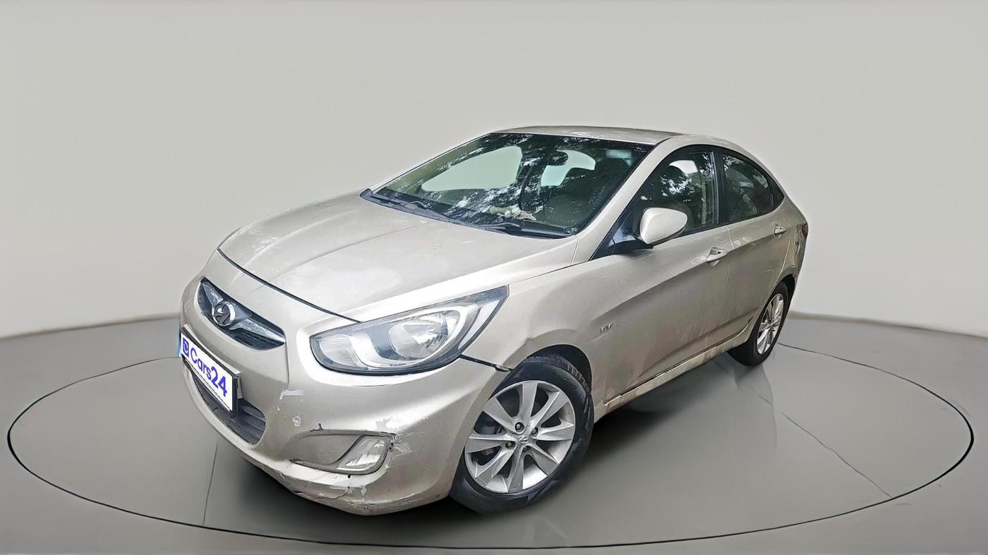2012 Hyundai Verna FLUIDIC 1.6 VTVT SX, CNG, Manual, 1,12,252 km, exterior